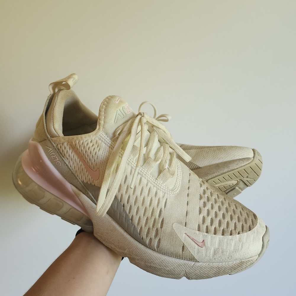 Nike Air Max 270 - Picture 2 of 6